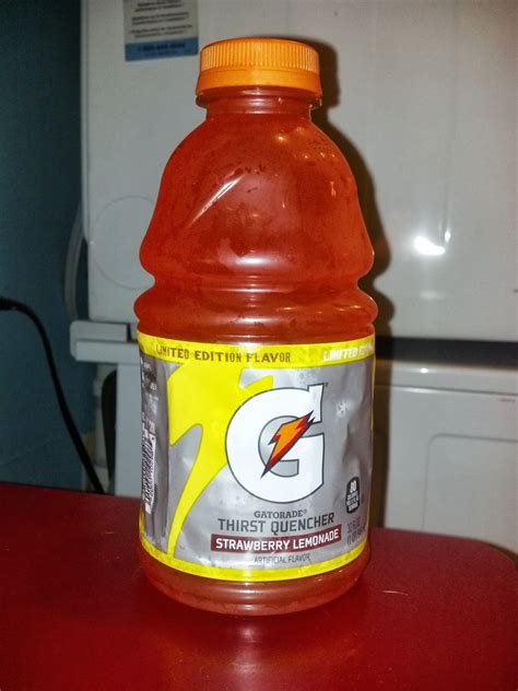 Gatorade Perform 02 Strawberry Lemonade - Thirsty Dudes