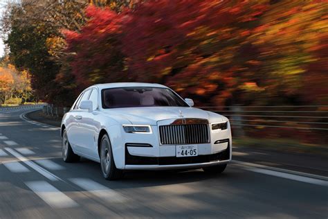 Download White Car Car Rolls-Royce Vehicle Rolls-Royce Ghost 4k Ultra HD Wallpaper