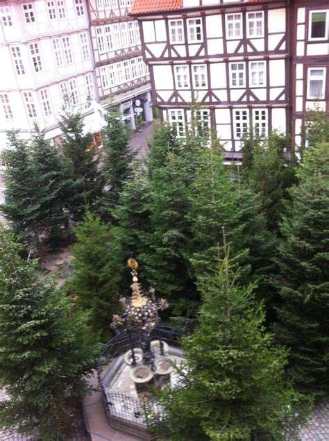 German Christmas Markets: What It Feels like to Watch the Locals Build the Weinnachts Market ...