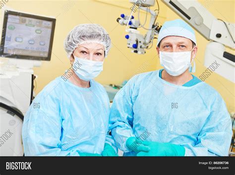 Surgeon Team Uniform Image & Photo (Free Trial) | Bigstock