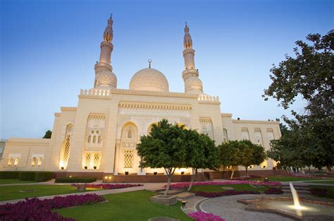 Jumeirah Mosque: The Complete Guide