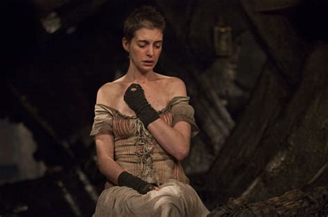 Les Miserables: Anne Hathaway bases performance on story of mother who sells herself to feed her ...