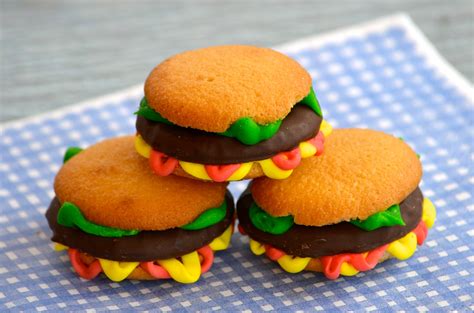 Simple and Sweet Burger Cookies : 4 Steps (with Pictures) - Instructables