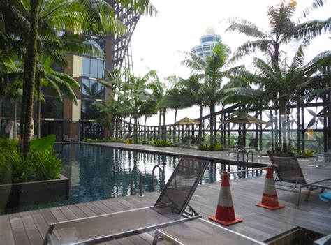 Crowne Plaza Singapore Changi Airport Hotel Review