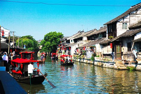 4 Days Shanghai Tour to Fengjing Ancient Water Town