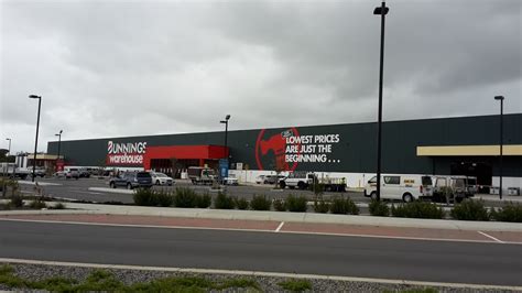 Bunnings Halls Head - 25 Rutland Drive, Halls Head WA 6210, Australia