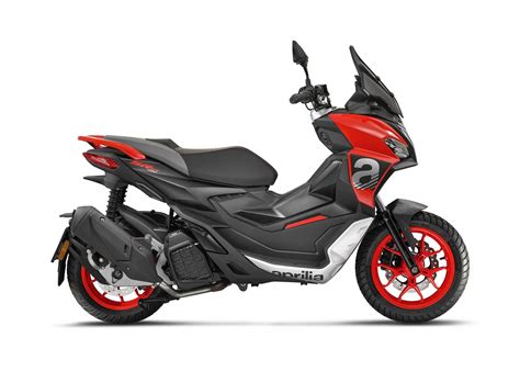 Motorrad Vergleich Aprilia SR GT Sport 200 2023 vs. Sym Jet X 125 2023