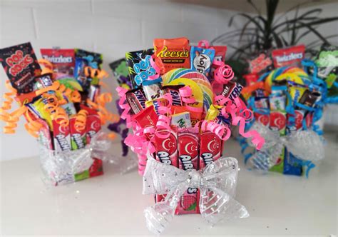 How to make a super easy $10 simple DIY Candy Bouquet - My Silly Squirts