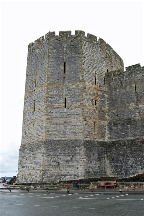 Caernarfon Castle - Wales - Castles Photo (789335) - Fanpop