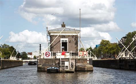 SWEETS hotel Amsterdam | 1 HOTEL / 28 BRIDGE HOUSES