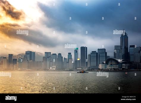 hong kong harbour view Stock Photo - Alamy