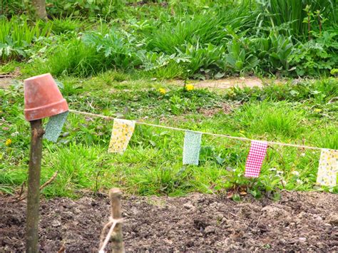 Windy Island Handmade: Bird Bunting Update