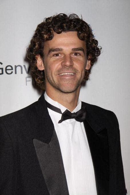 Gustavo Kuerten Death Fact Check, Birthday & Age | Dead or Kicking