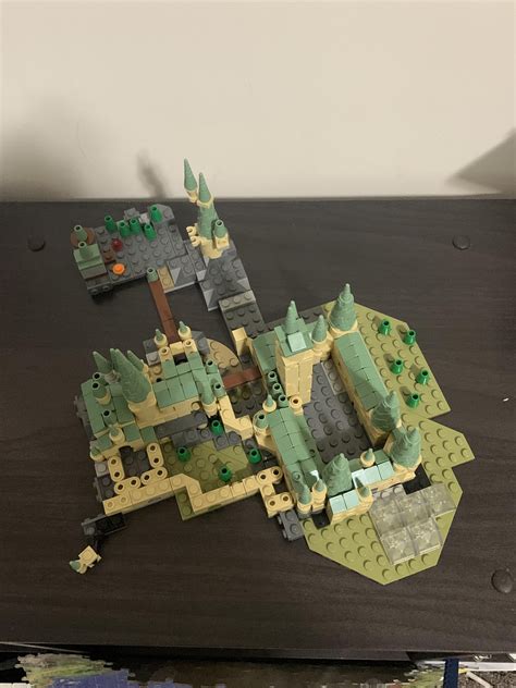 Micro Hogwarts Castle : r/lego