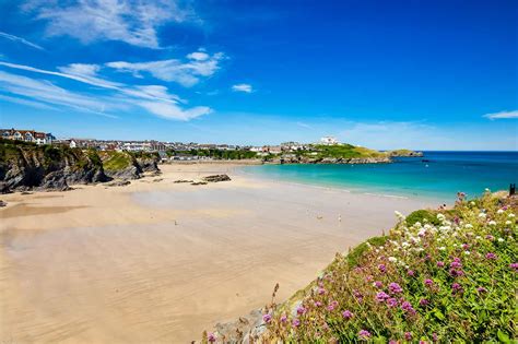 6 Best Beaches in Newquay - Which Newquay Beach is Right For You? - Go ...