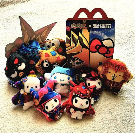 ☆McDonald's Toy's☆ *PREMIIUM* 💫Yu-Gi-Oh! X HELLO KITTY💫 = 1️⃣0️⃣> BOX ...