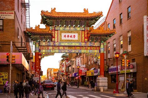 Chinatown, Philadelphia, PA Editorial Stock Image - Image of people ...