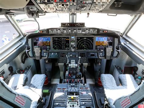 Boeing 737 Max Cockpit