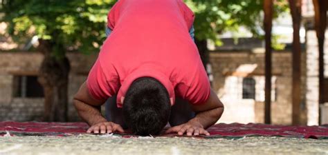 Prostration prayer