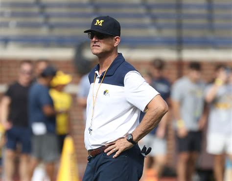 Aidan Hutchinson weighs in on Jim Harbaugh's weird workout routine ...