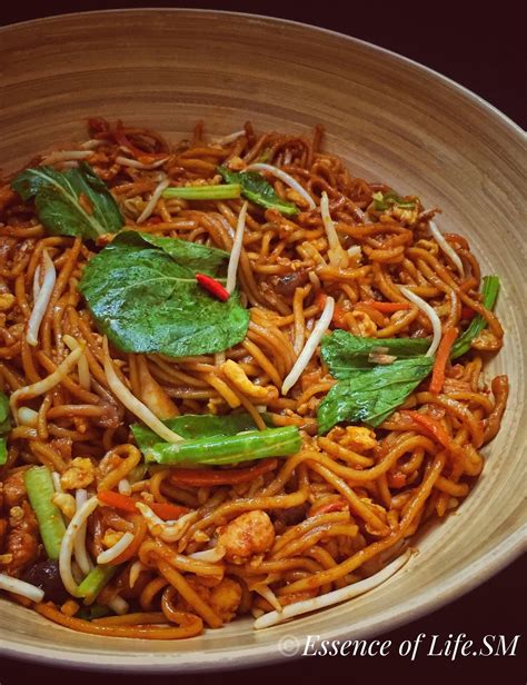 MEE GORENG MELAYU - FRIED NOODLES MALAY STYLE