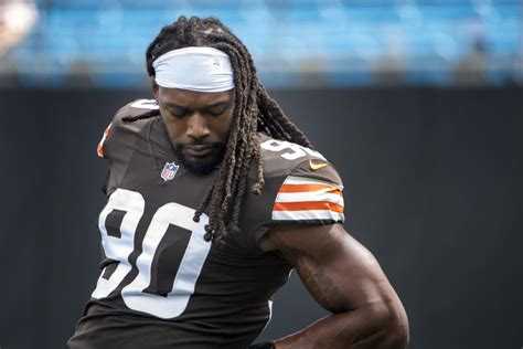 Browns end Jadeveon Clowney’s season, rule him out vs. Steelers after ...