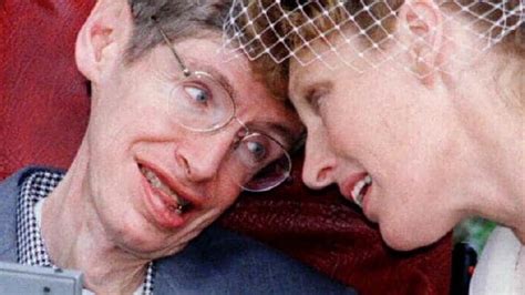 Stephen Hawking dead at 76: Two marriages ended in divorce | Gold Coast Bulletin