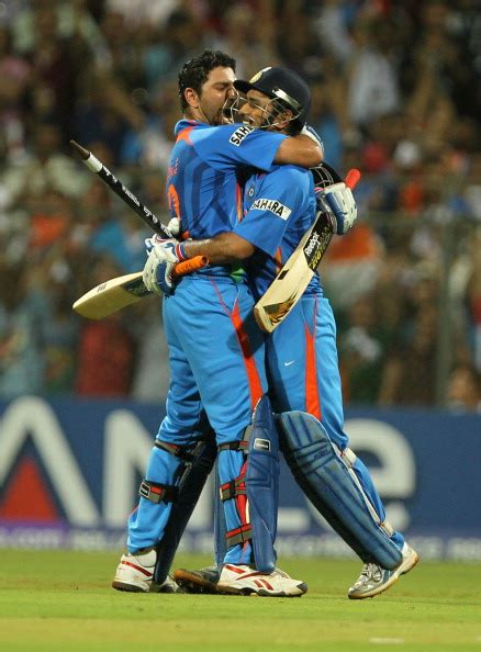 Yuvraj Singh shares his opinion on MS Dhoni batting ahead of him in ...