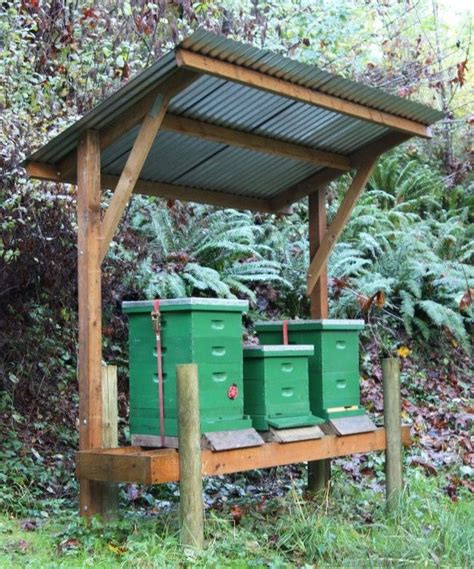 Covered hive stand | Homesteading & Self Sufficiency | Pinterest | Bees, Beekeeping and Bee keeping