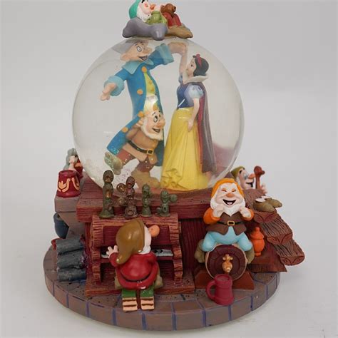 ( 5Pcs) Collection of Disney Snow Globes sold at auction on 8th ...