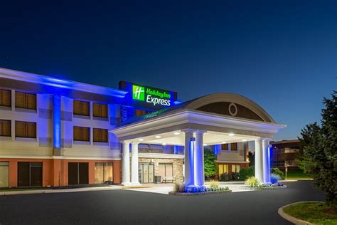 HOLIDAY INN EXPRESS PHILADELPHIA NE - BENSALEM, AN IHG HOTEL $134 ...