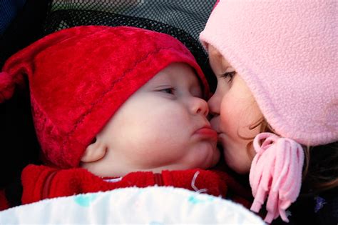 File:Smooches (baby and child kiss).jpg - Wikipedia