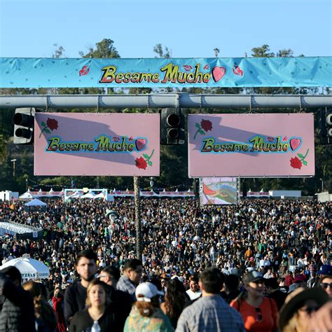 Besame Mucho Festival expands to Texas - Los Angeles Times