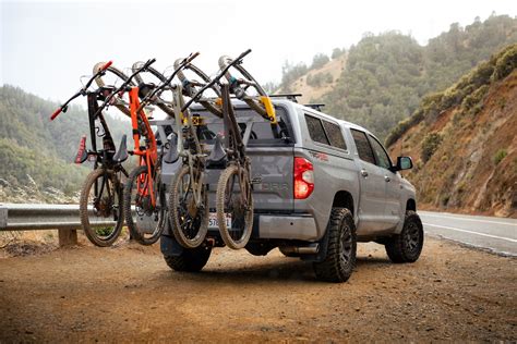 On Trend: 5- and 6-Bike Vertical Transport Racks for Big Group Rides ...