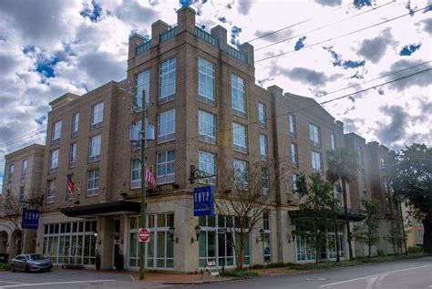 TRYP BY WYNDHAM SAVANNAH DOWNTOWN/HISTORIC DISTRICT - Hotel Reviews ...