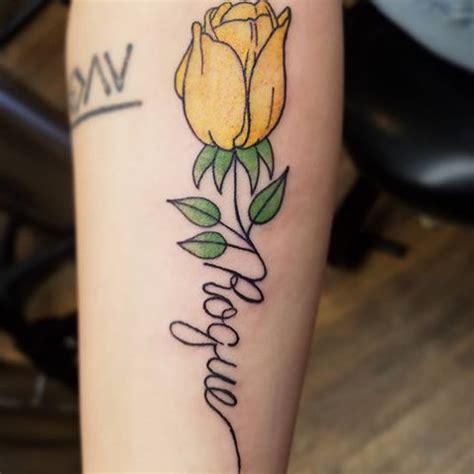 Tulip Tattoo Ideas That Will Make Your Body Even More Attractive🌷