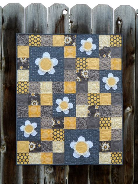 April Showers Baby Quilt Pattern | Baby quilts, Baby girl quilts, Quilts