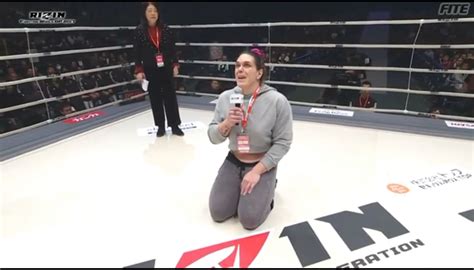 Video: Gabi Garcia asks the Rizin audience for forgiveness