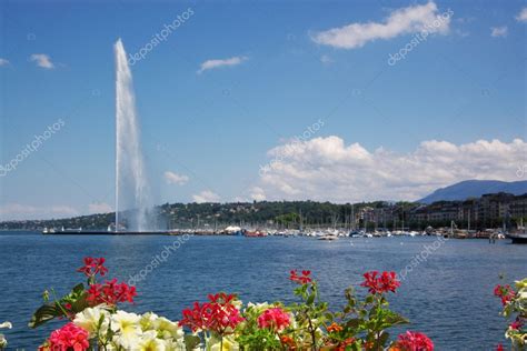 Jet D'eau Geneva fountain — Stock Photo © xdrew73 #2361940