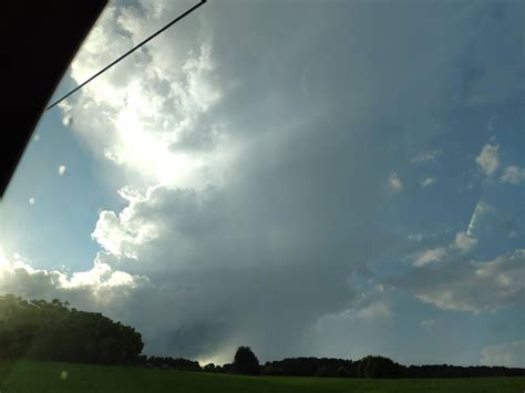 Tiny cell seen over Johnson City, TN : r/weather