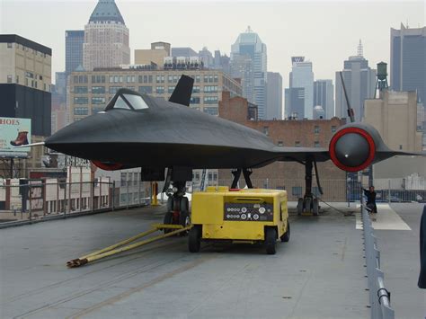 Lockheed A-12 Blackbird | Length: 102 ft (31m) Wingspan: 55 … | Flickr