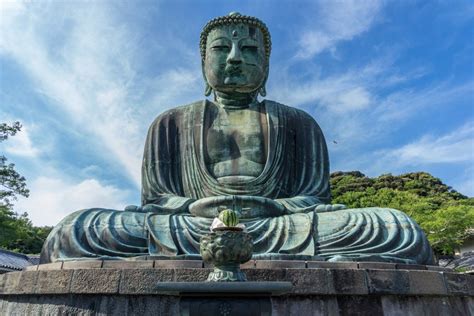 Buddha gigante di Kamakura - Daibutsu Kotokuin