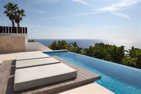 Stunning Beach Villa in Ibiza | Villa design, Architecture, Pool designs