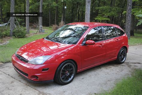 2003 Ford Focus Zx5 Hatchback 5 - Door 2. 0l