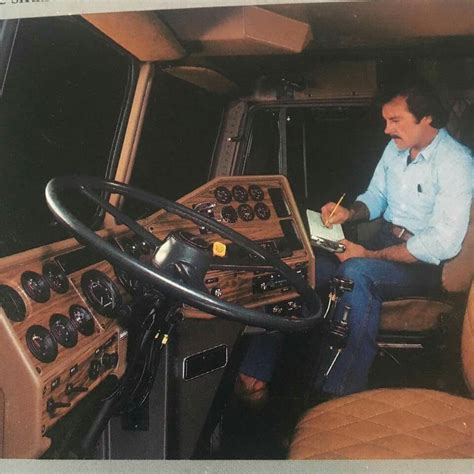 1983 freightliner interior | Freightliner trucks, Freightliner, Semi trucks interior