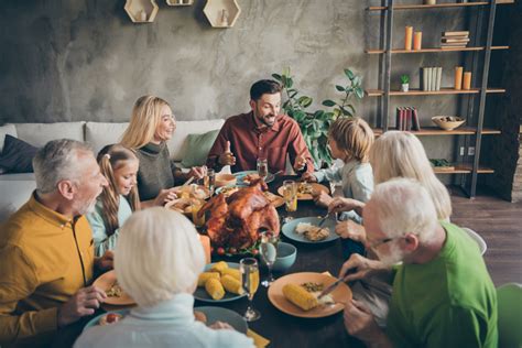 How To Avoid Difficult Conversations At Thanksgiving - DNQ Solutions