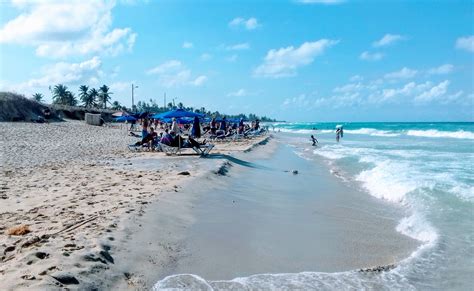 Beach Santa Maria del Mar - Cuba Vintage Vacation