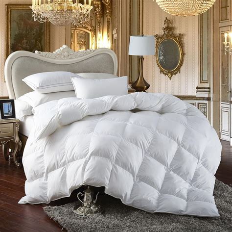 Amazon.com: Egyptian Bedding All-Season King Size Luxury Siberian Goose Down Comforter Duvet ...