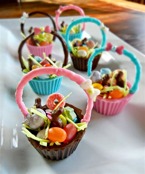 Sugar Swings! Serve Some: Mini Chocolate All Edible Easter Baskets