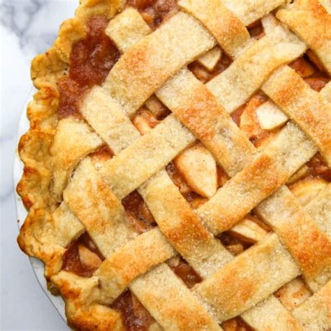 Perfect Vegan Apple Pie - The Hidden Veggies